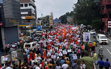बांग्लादेश में हिंदुओं के साथ हो रहे अत्याचारों को लेकर समस्त हिन्दू समाज द्वारा आक्रोष रैली निकाली गई …