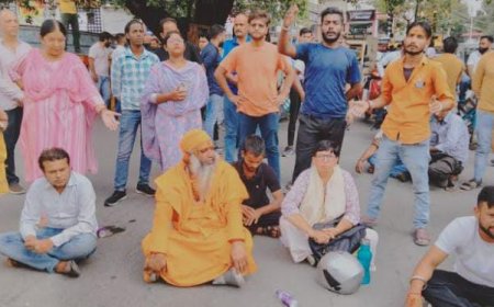 घंटाघर पर जाम लगाने के आरोप में 400 लोगों के खिलाफ मुकदमा दर्ज…