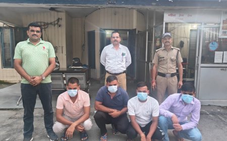 सरेआम गुंडई दिखाने वालों को दून पुलिस लायी घुटनो पर…