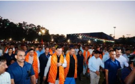 देहरादून में धूमधाम से मना विजयदशमी, ऐतिहासिक परेड ग्राउंड में हुआ रावण…