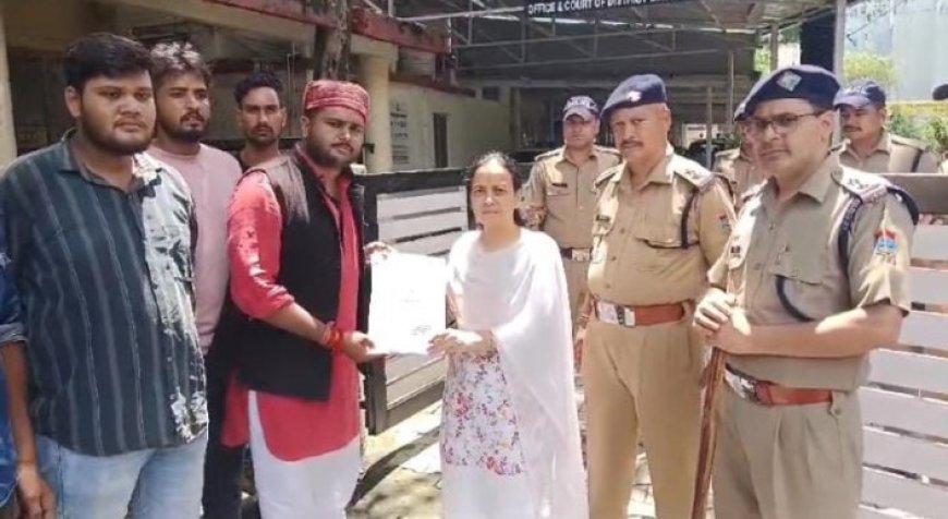उत्तराखंड क्रांति सेना द्वारा महामहिम राज्यपाल जी को जिलाधिकारी के माध्यम से ज्ञापन दिया गया…