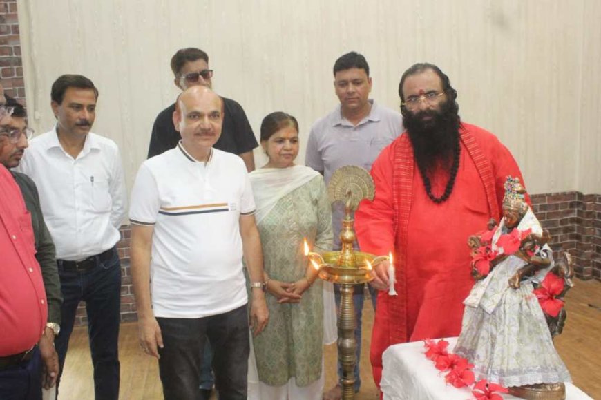 युवा पीढ़ी स्वतंत्रता सेनानियों के आदर्शों को जीवन में अपनाये : श्रीमहन्त रविन्द्र पुरी
