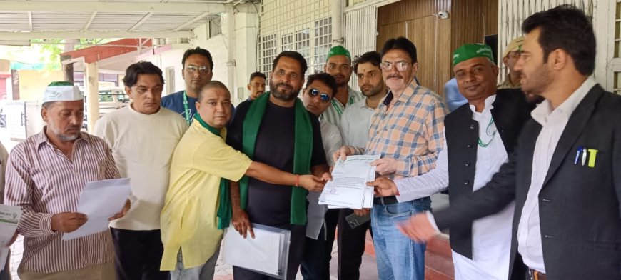भारतीय किसान यूनियन( प्रधान )द्वारा दिया गया डीएम को ज्ञापन…